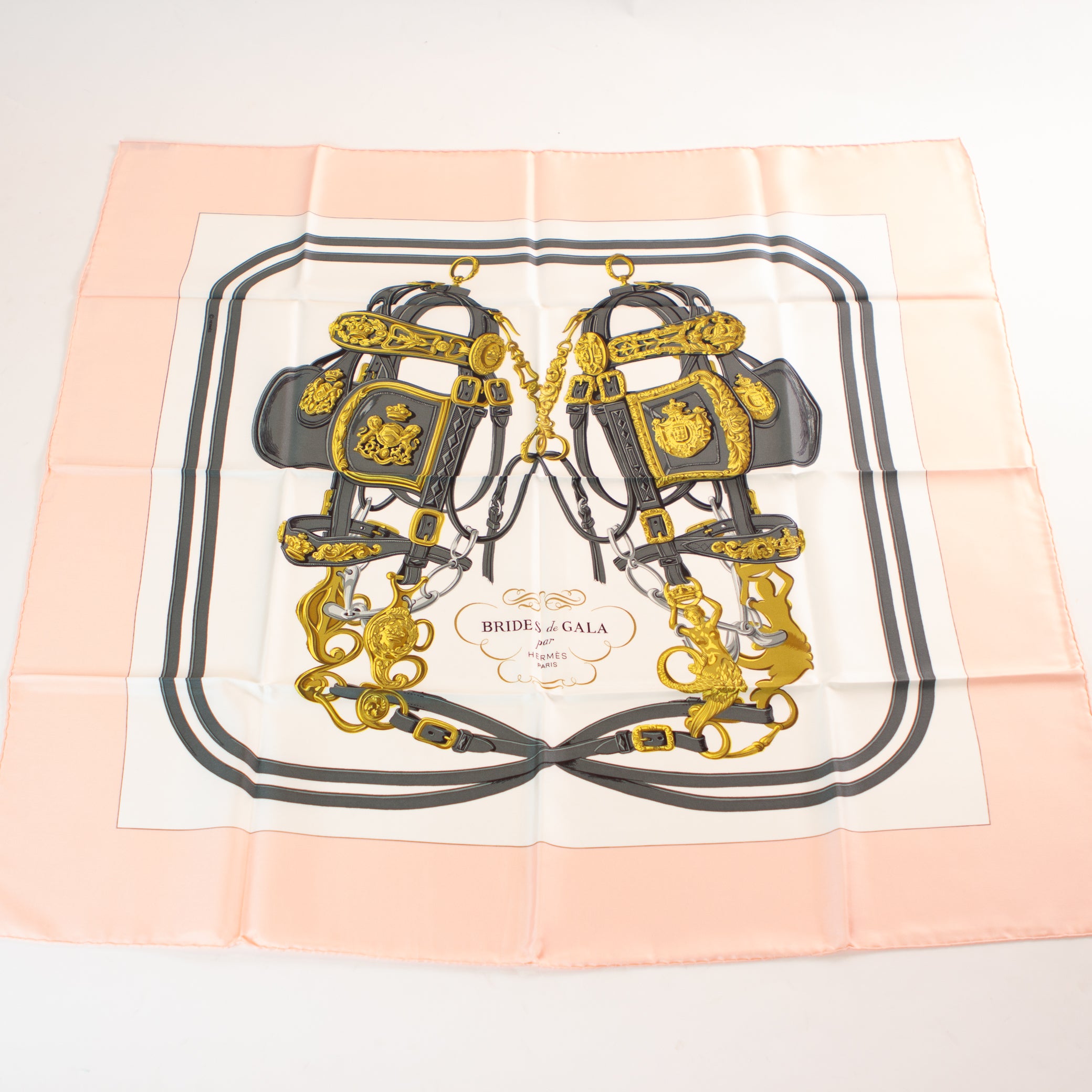 Sncvintage_accessoires_hermes_carre_ceremonial_maitre_scarf-2.jpg