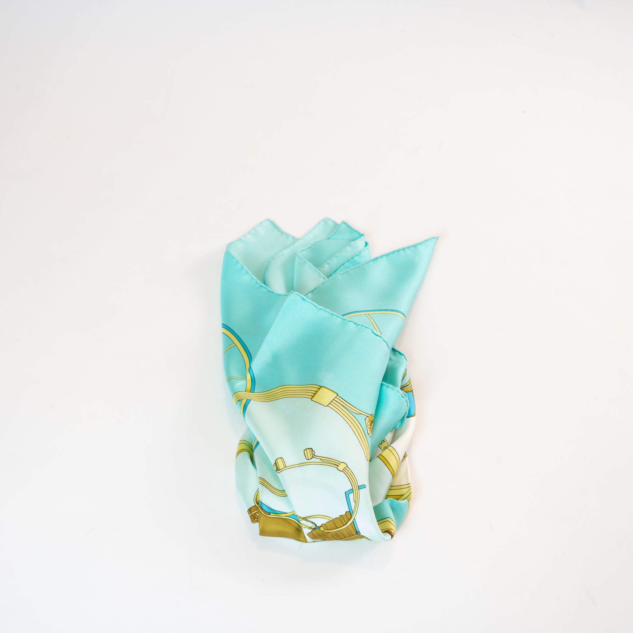 Sncvintage_accessoires_hermes_springs_scarf-1.jpg