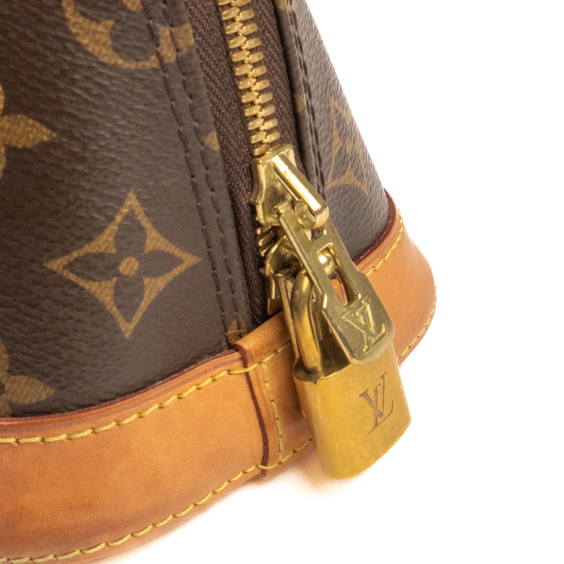 Louis Vuitton Monogram Alma BB Bag