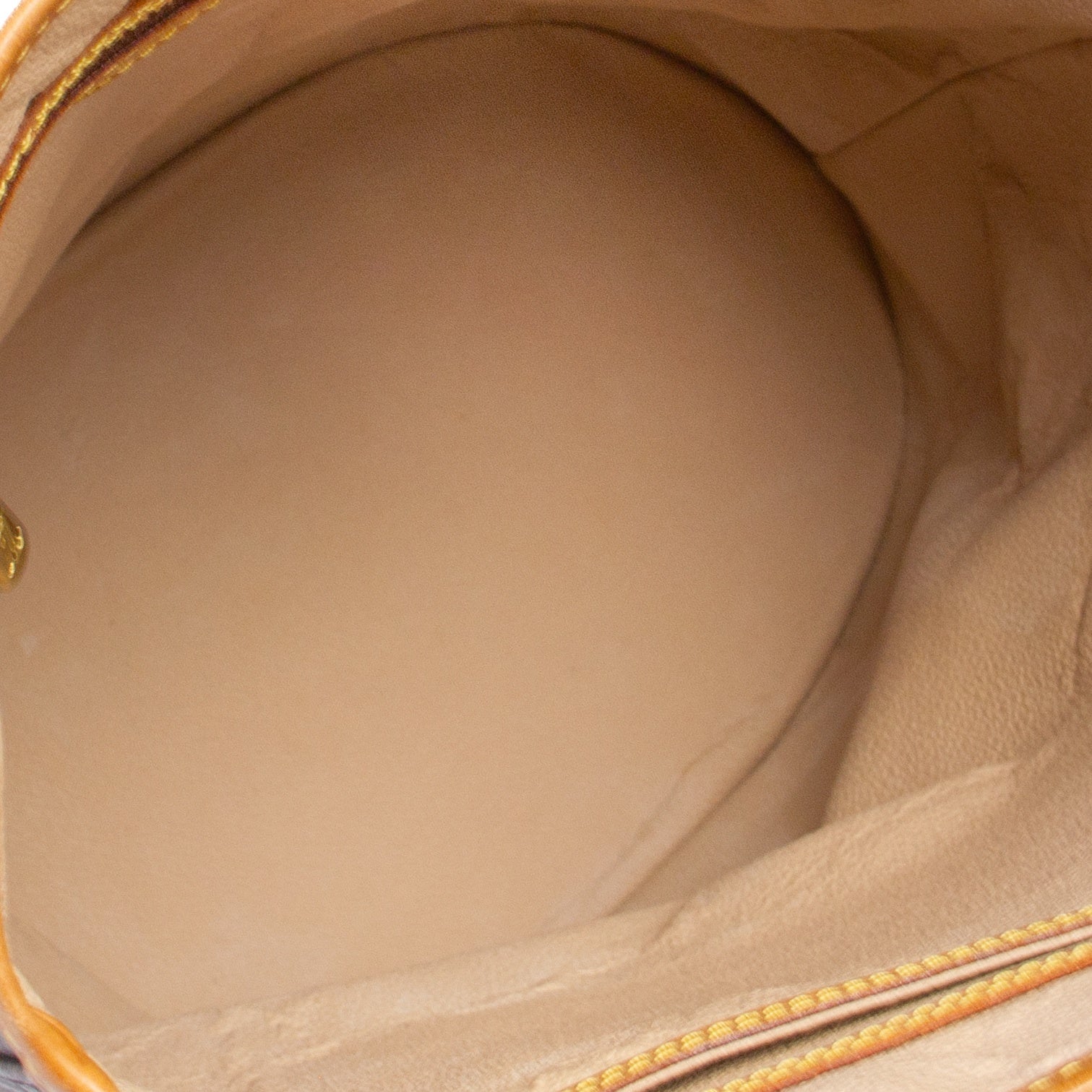 Louis Vuitton Bucket GM