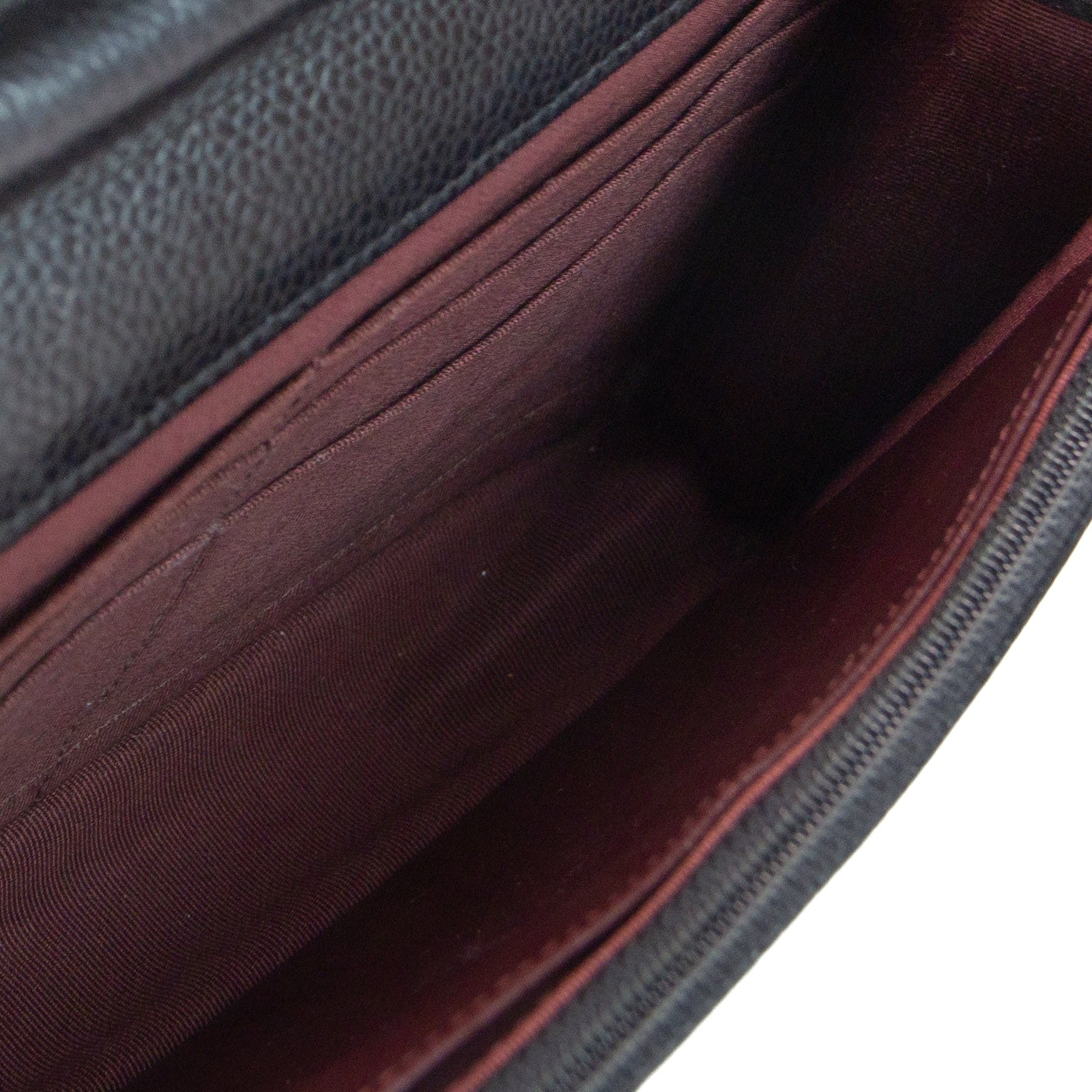 Chanel Caviar Wallet on Chain