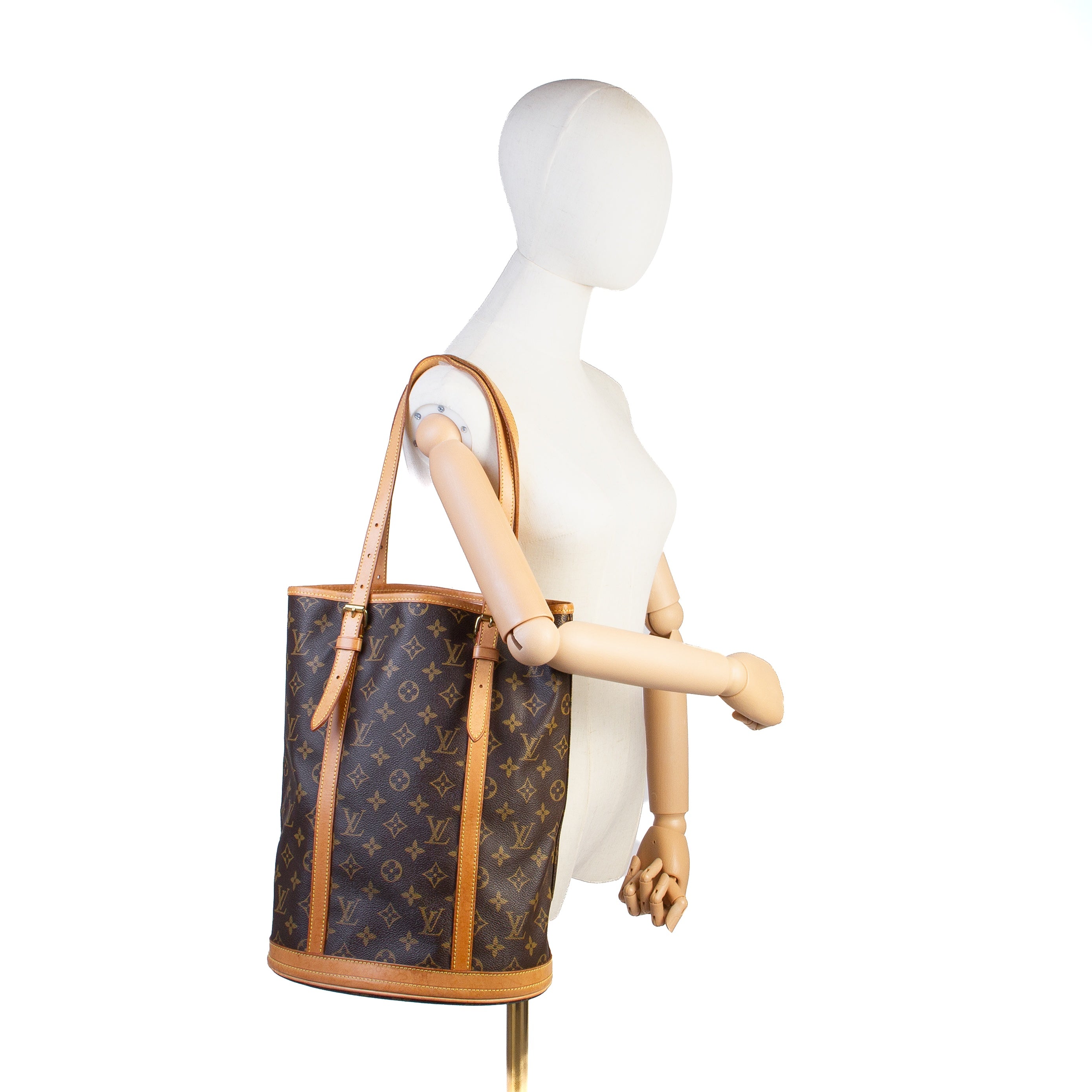Louis Vuitton Bucket GM