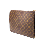 Louis Vuitton Poche Documents