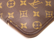Louis Vuitton Poche Documents