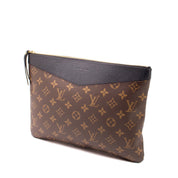 Louis Vuitton Daily Pouch