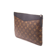Louis Vuitton Daily Pouch