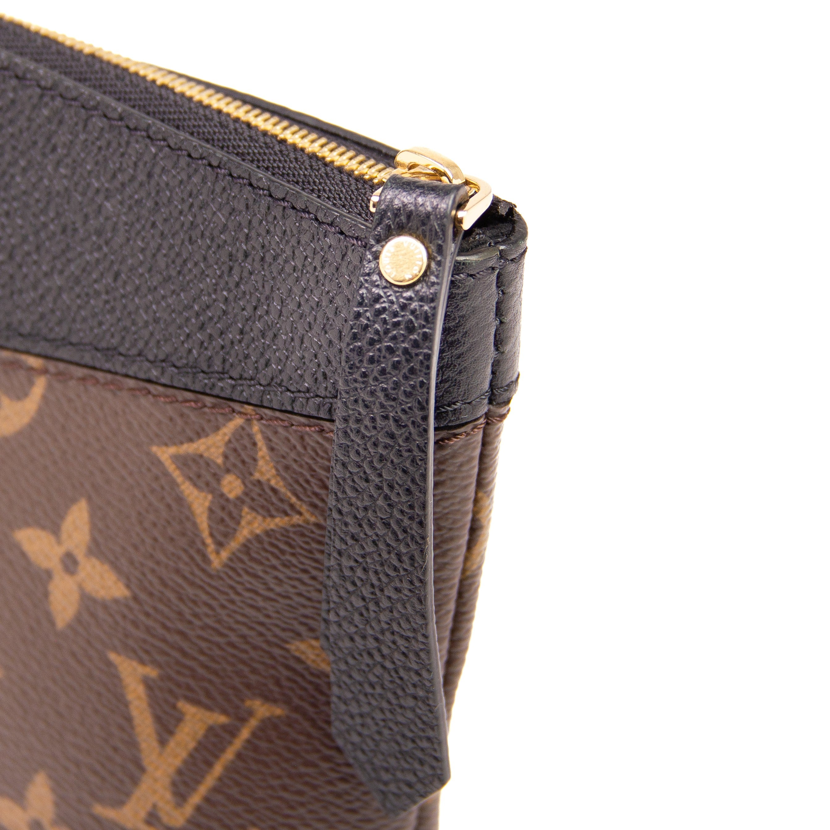 Louis Vuitton Daily Pouch