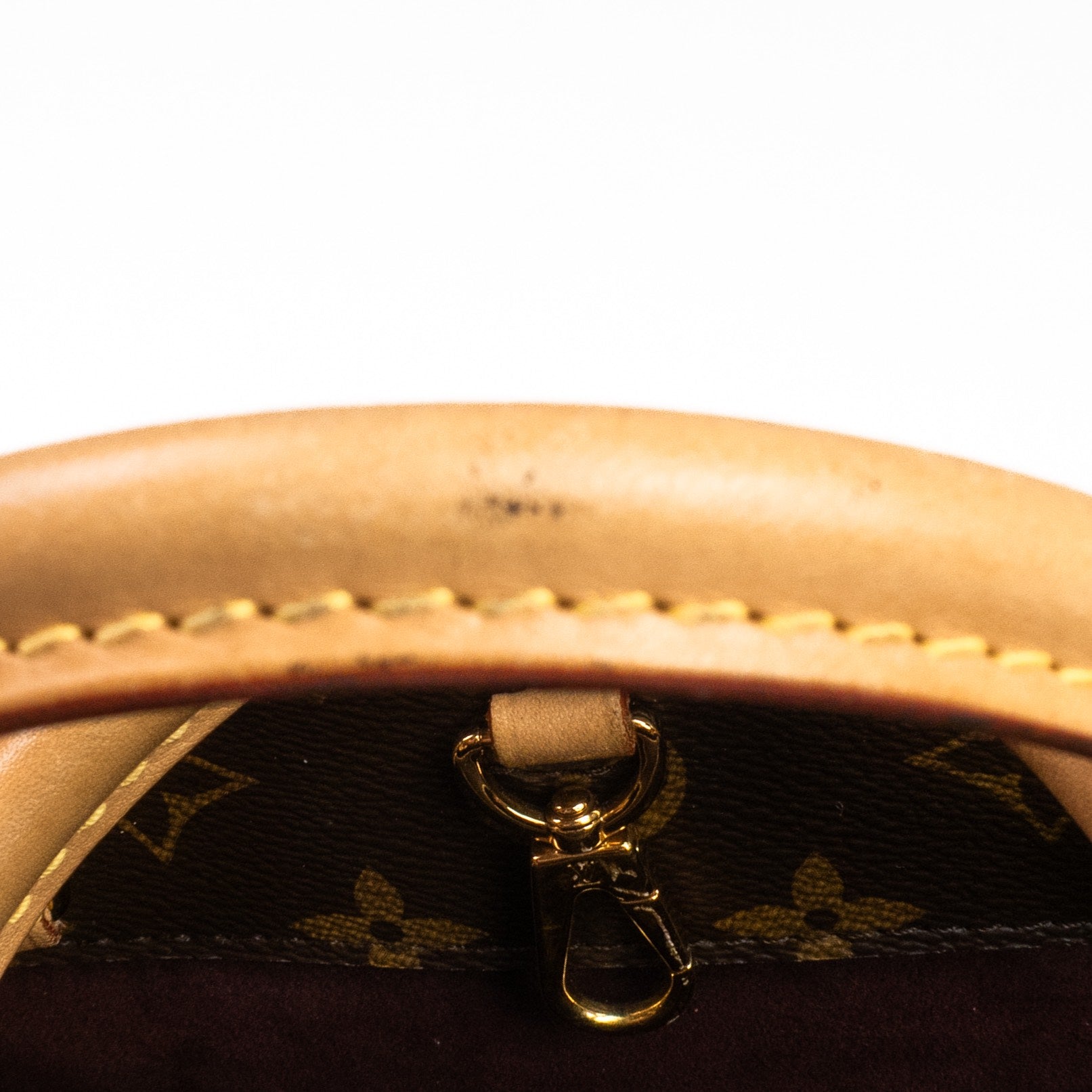 Louis Vuitton Montaigne BB