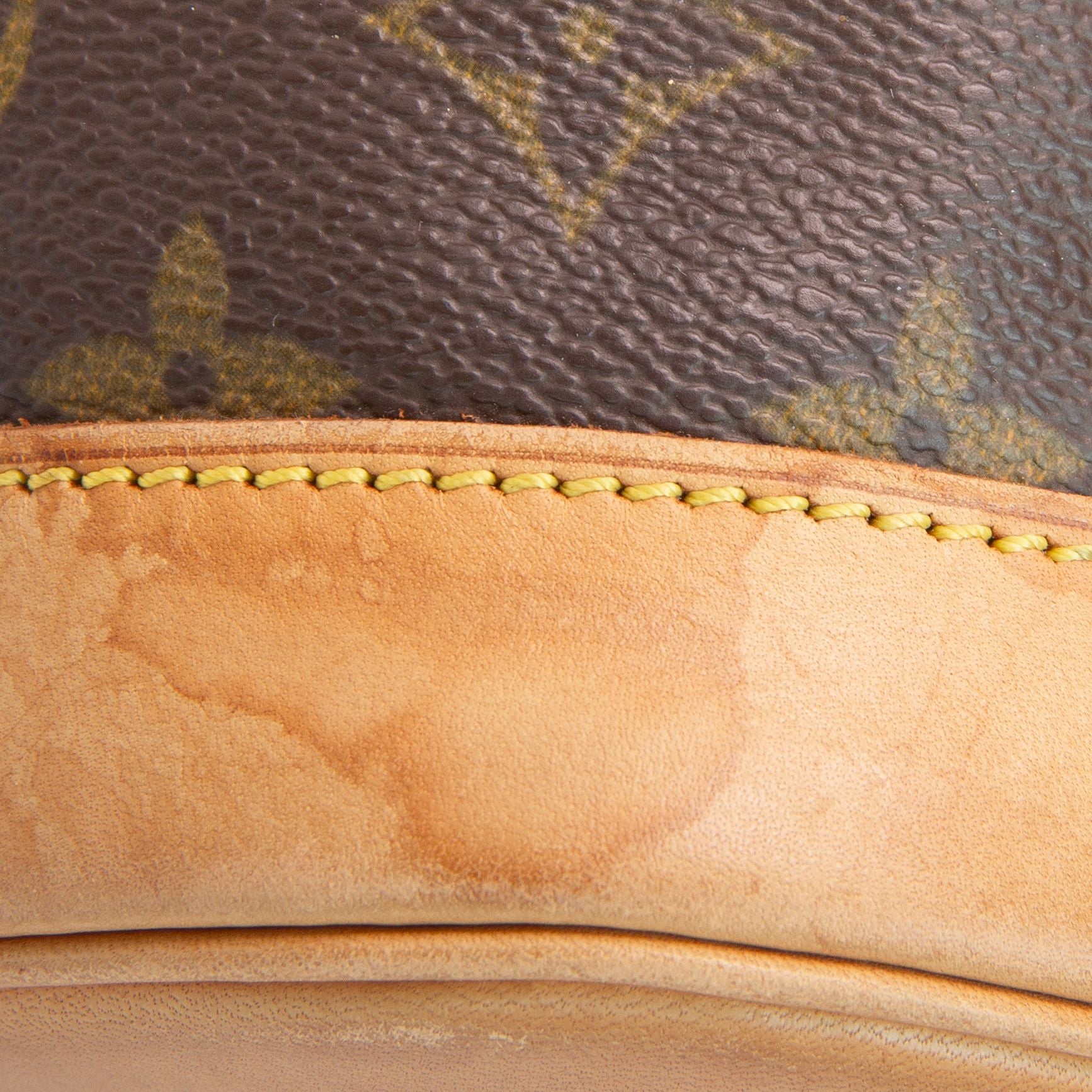 Louis Vuitton Montsouris MM