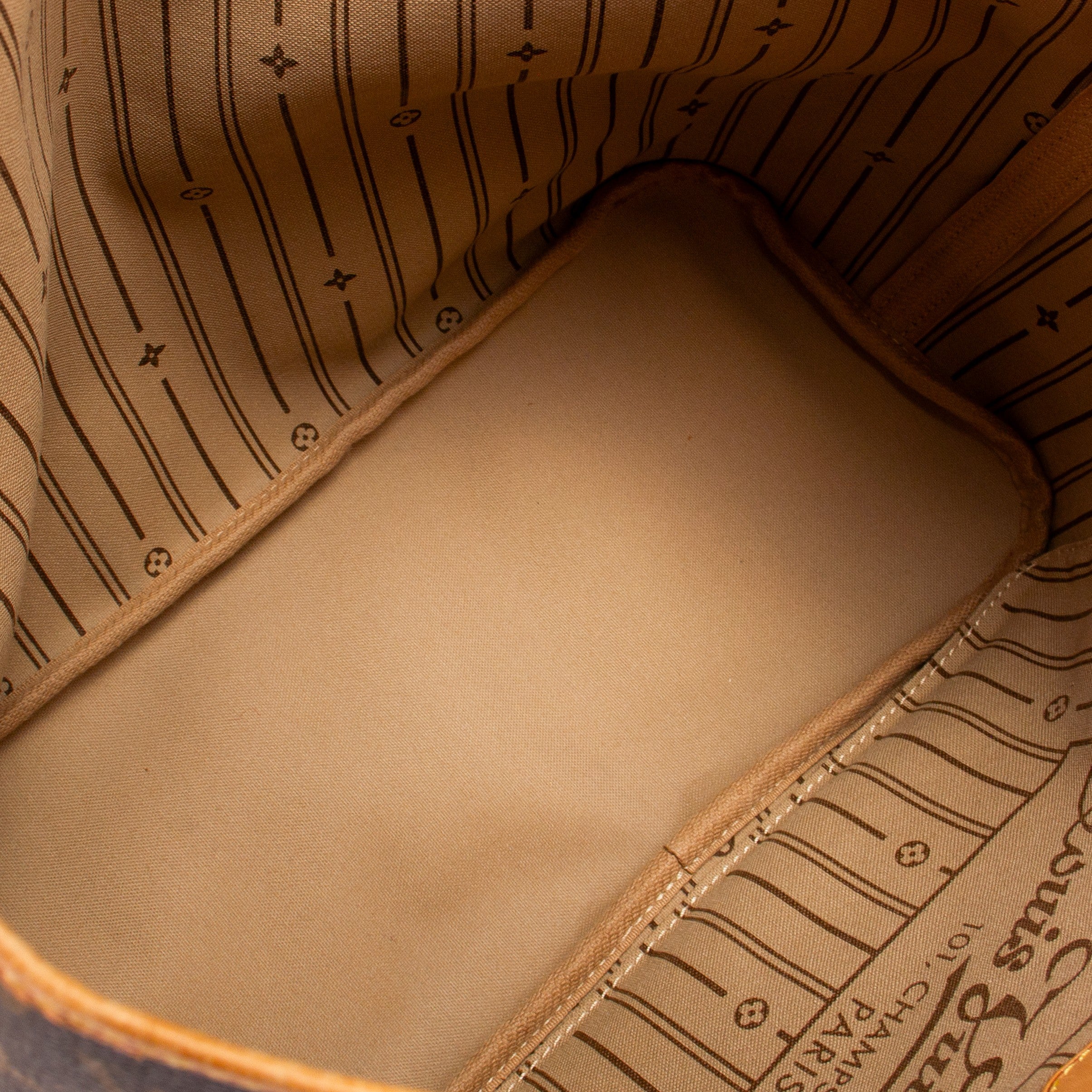 Louis Vuitton Neverfull MM