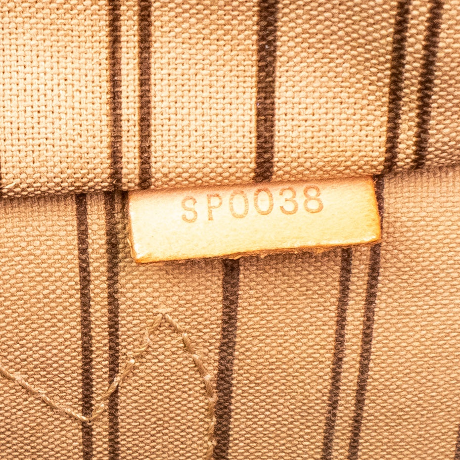 Louis Vuitton Neverfull MM