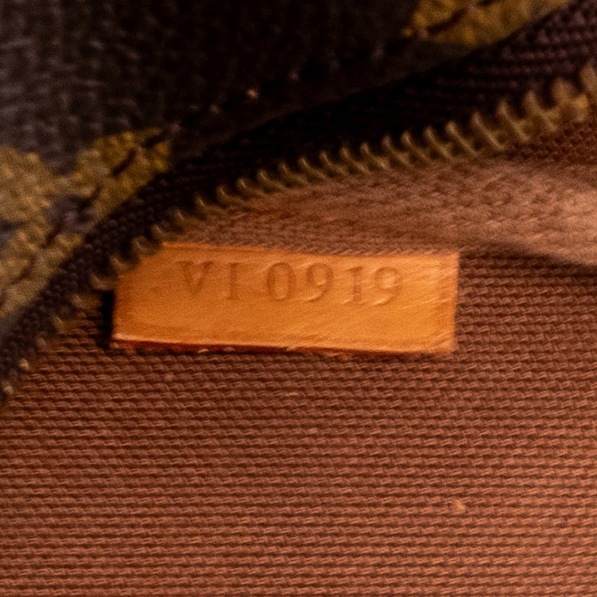 Louis Vuitton Pochette