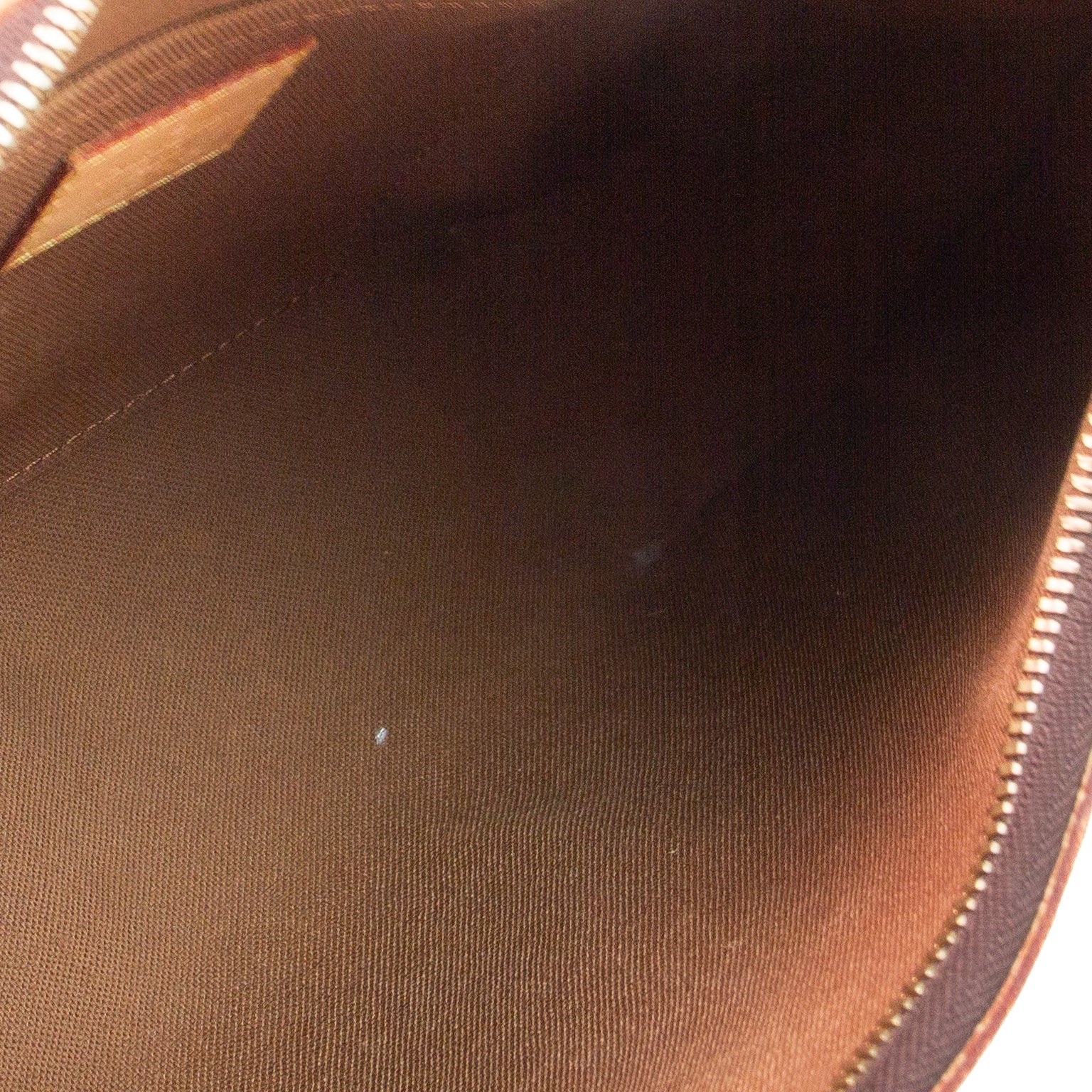 Louis Vuitton Thames PM