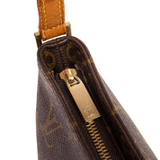 Louis Vuitton Trotteur Crossbody