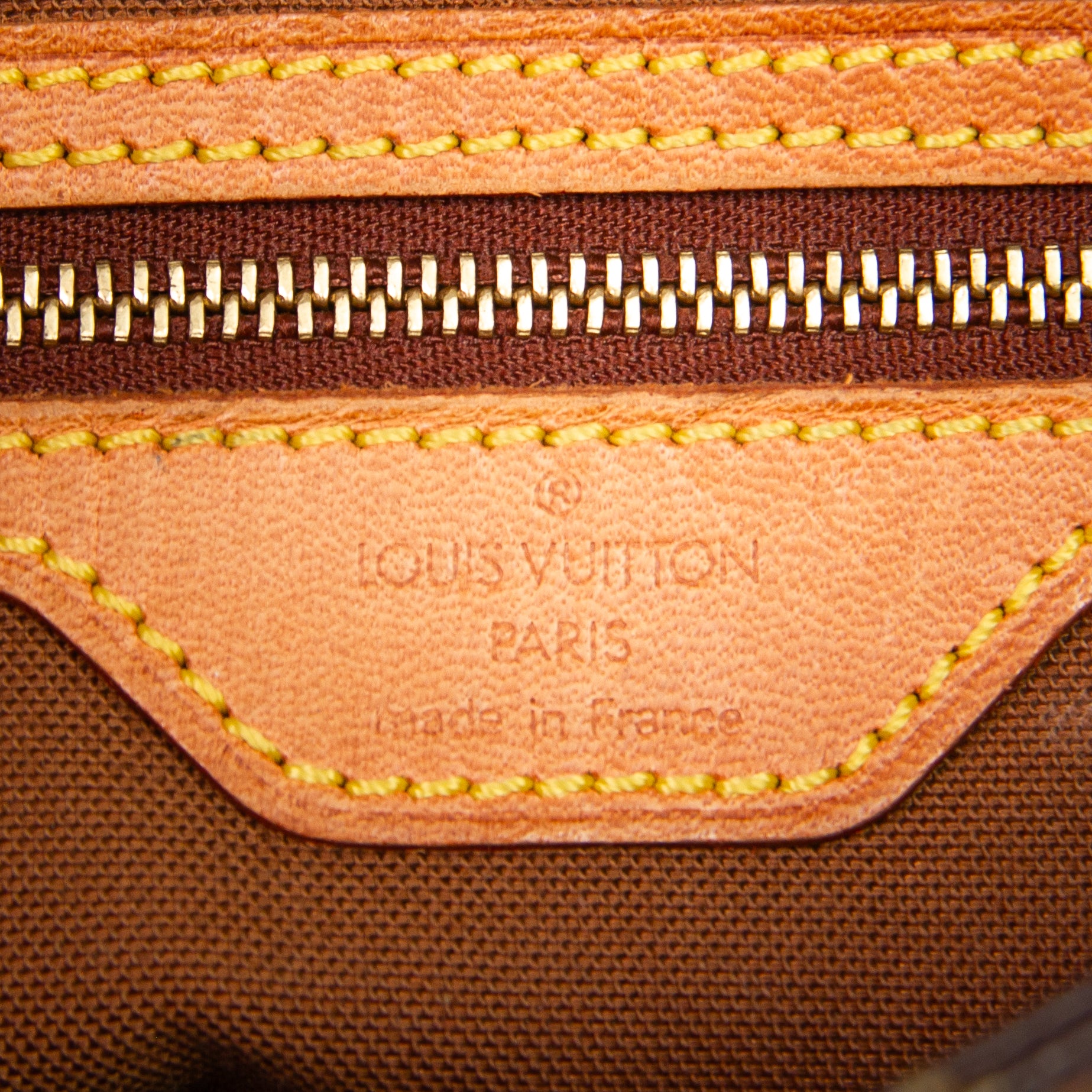 Louis Vuitton Trotteur Crossbody