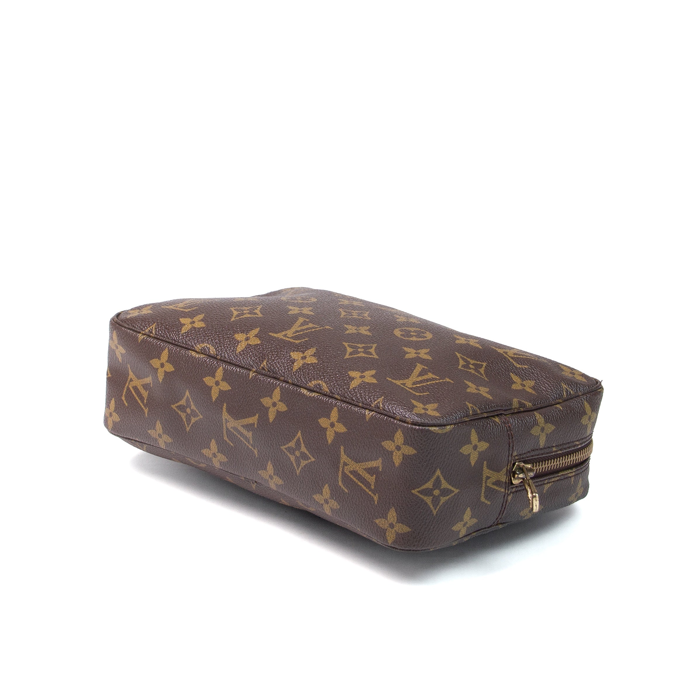 Louis Vuitton Trousse Toilette 28