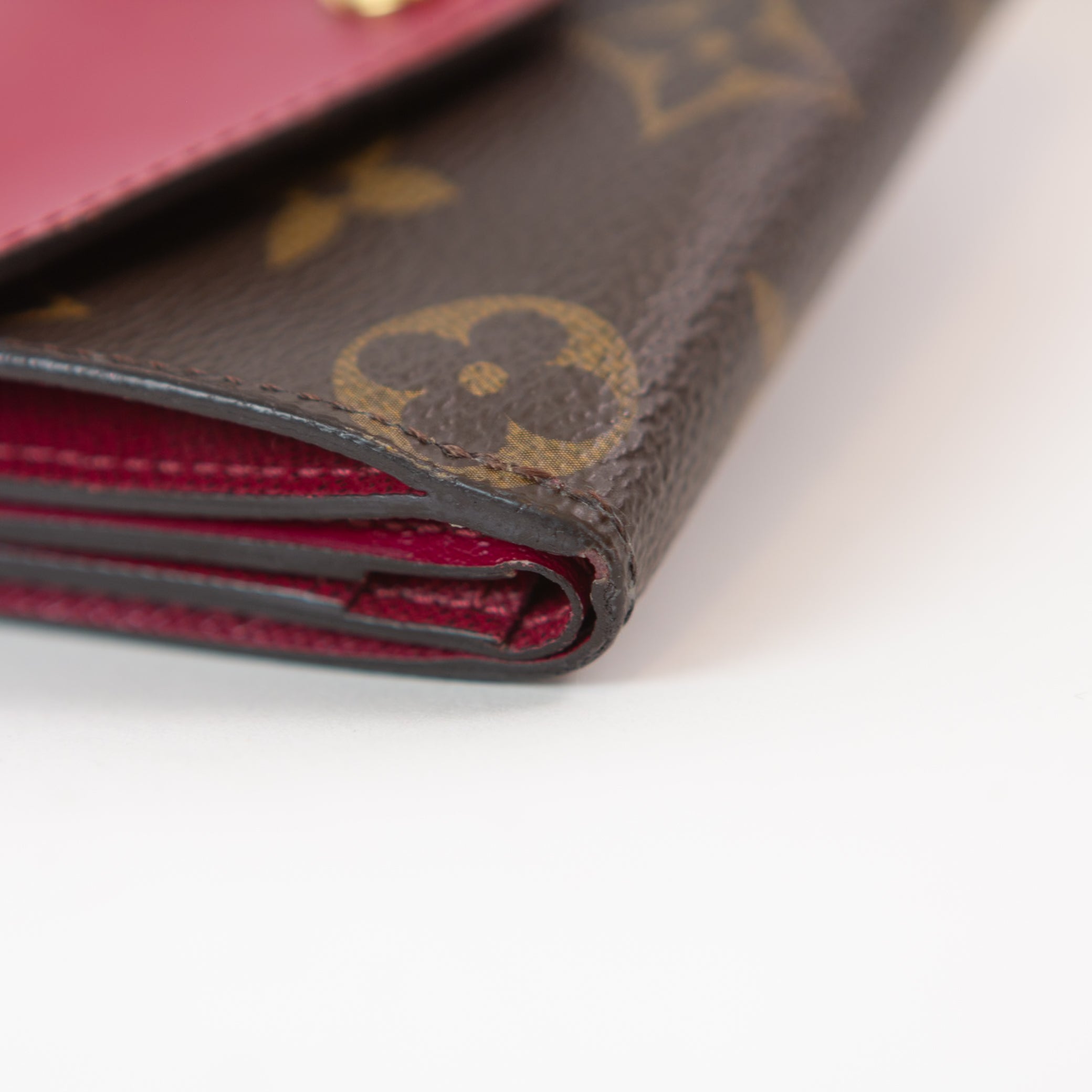 Louis Vuitton Portefeuille Zoe Compact Wallet