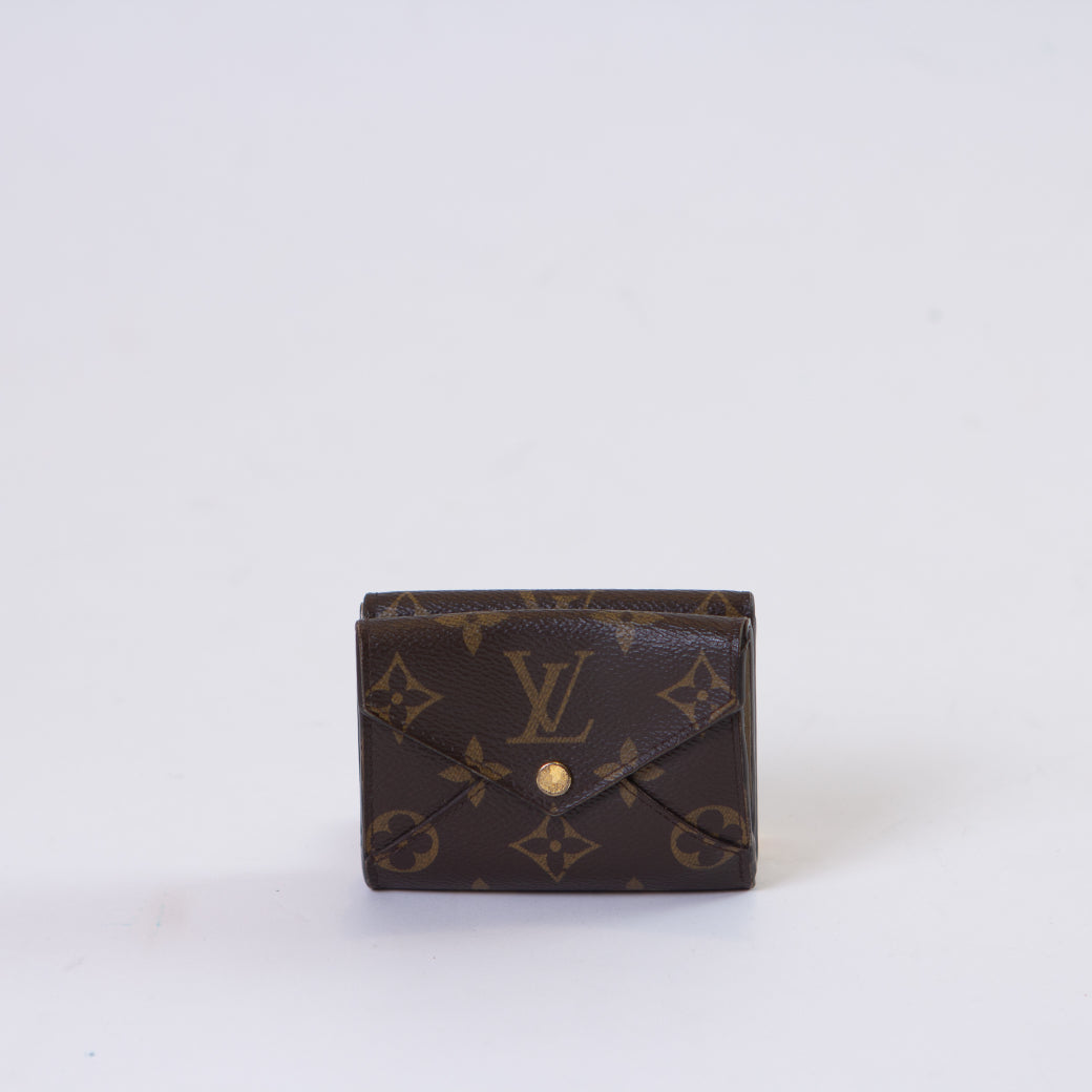 Sncvintage_accessories_louis_vuitton_monogram_wallet_fold-1_2373612b-cf15-4ccd-90f9-8c935be2f891.jpg
