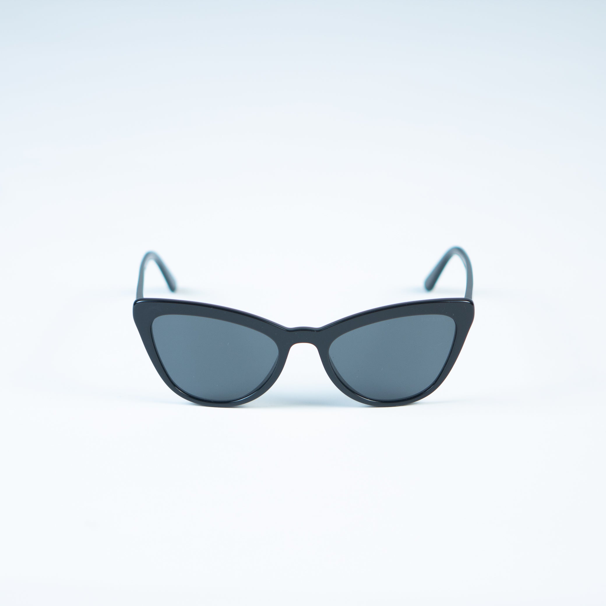 Sncvintage_accessories_vintage_prada_sunglasses-3.jpg
