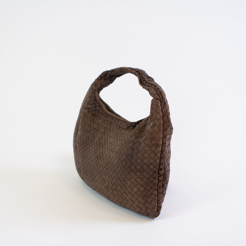 Sncvintage_bags_bottega_veneta_hobo_medium_bag-02_6bfb4914-015d-4531-ba9e-2e8f5e379bd6.jpg