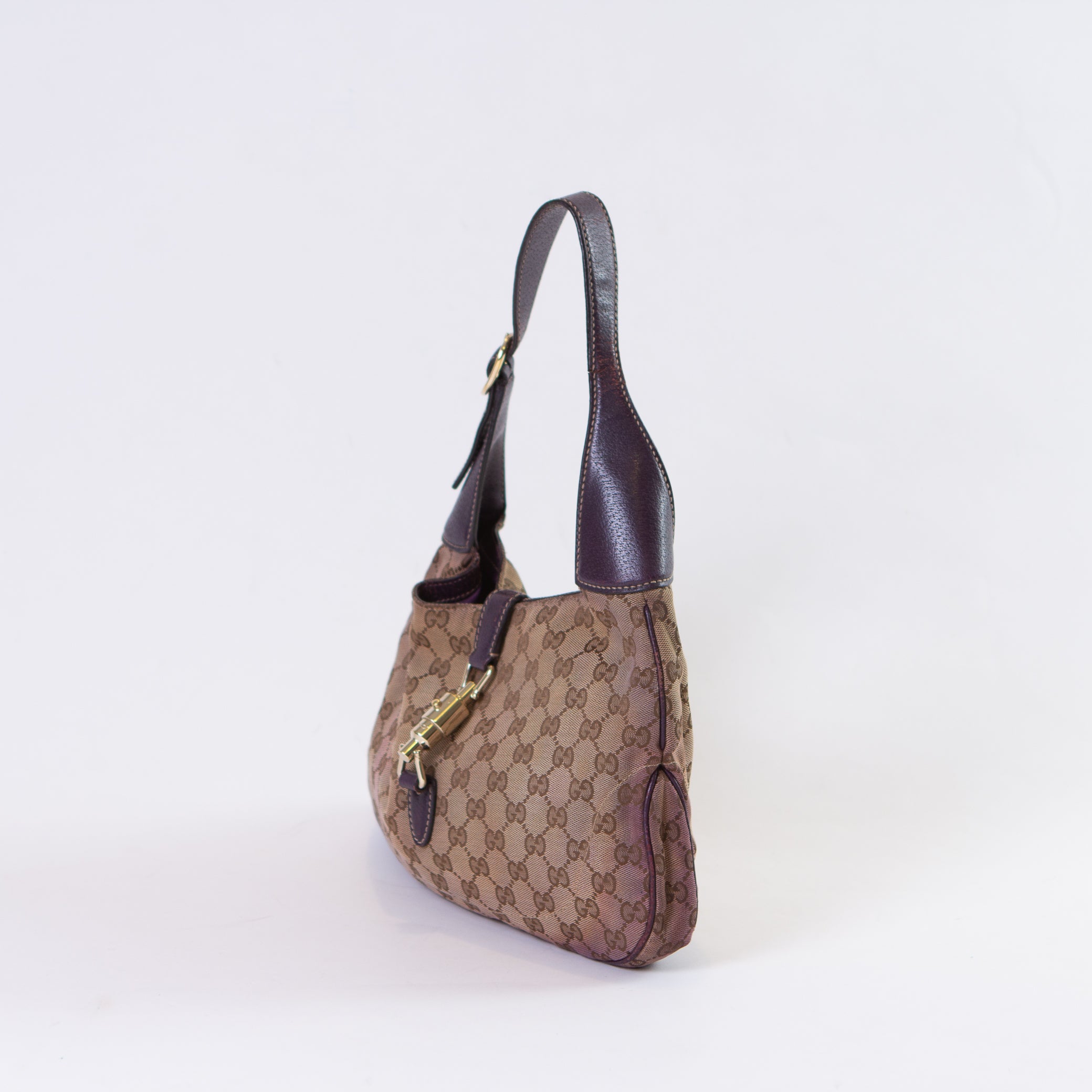 Sncvintage_bags_gucci_jackie_monogram-02_e1728d88-f890-4165-875b-db63c27f6aa3.jpg