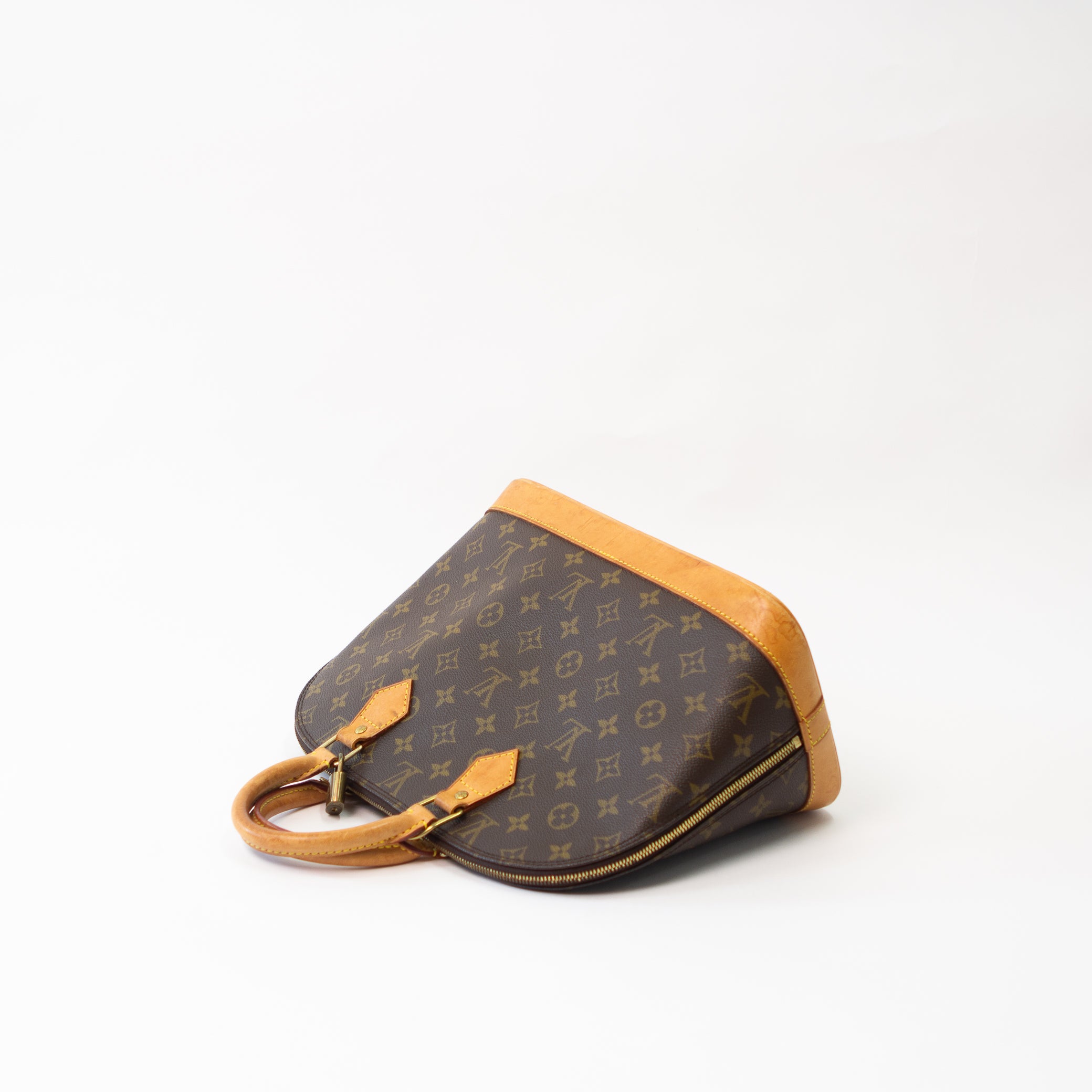 Louis Vuitton Alma PM