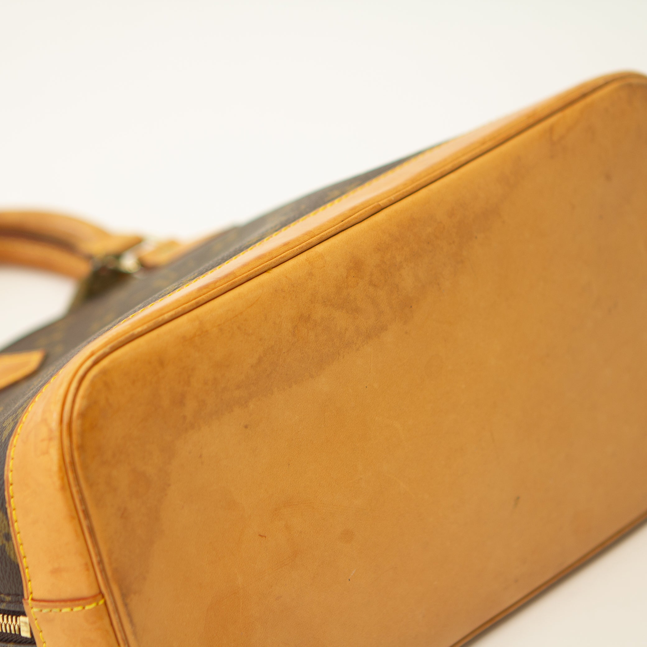 Louis Vuitton Alma PM