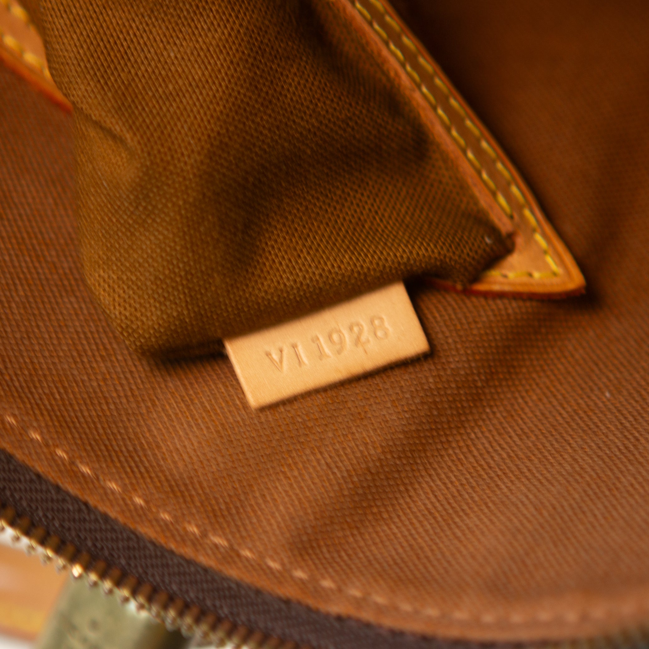 Louis Vuitton Alma PM