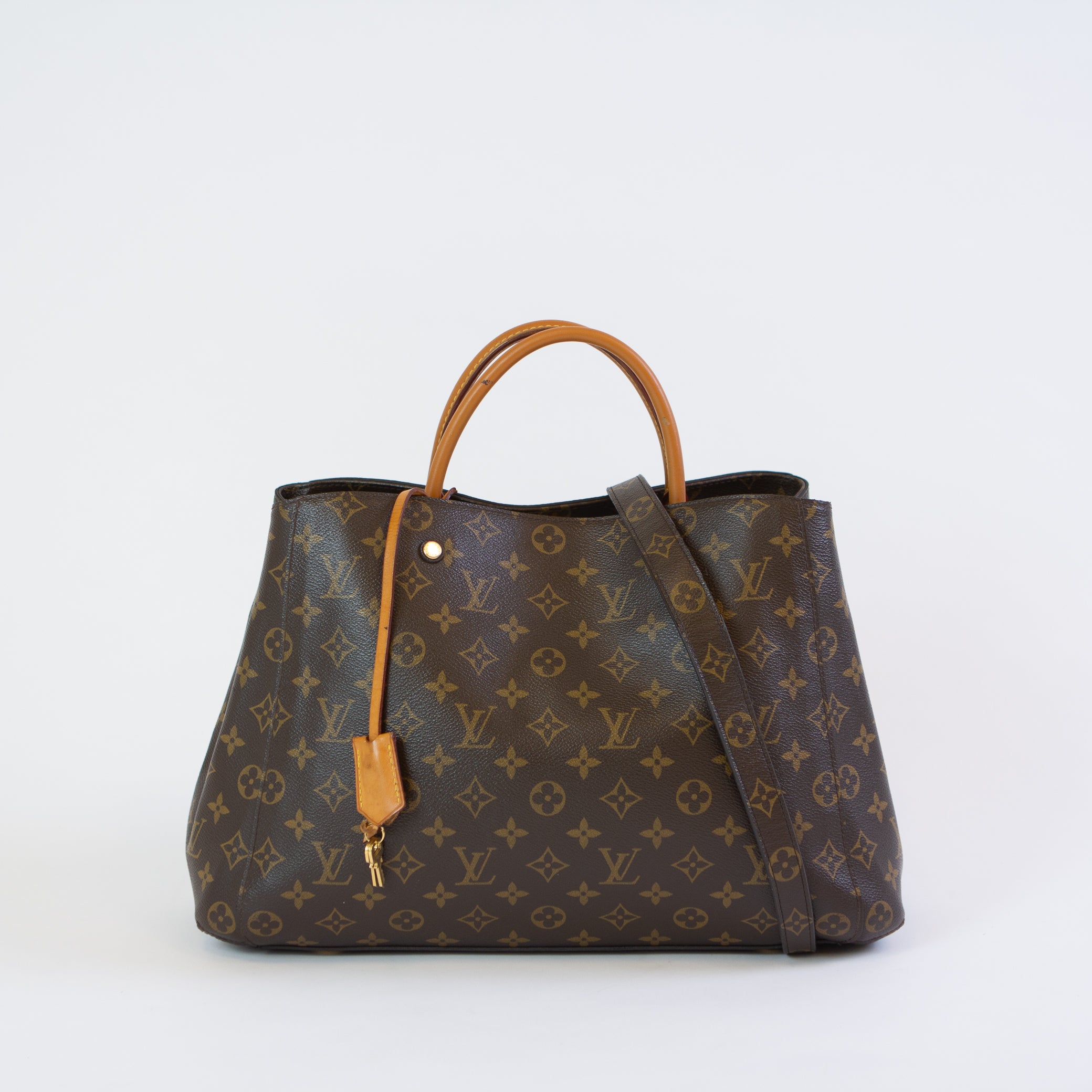 Sncvintage_bags_louis_vuitton_montaigne_gm_tr0155-01_187deb7a-9e4e-4ddb-8576-c9e3d8fc5295.jpg