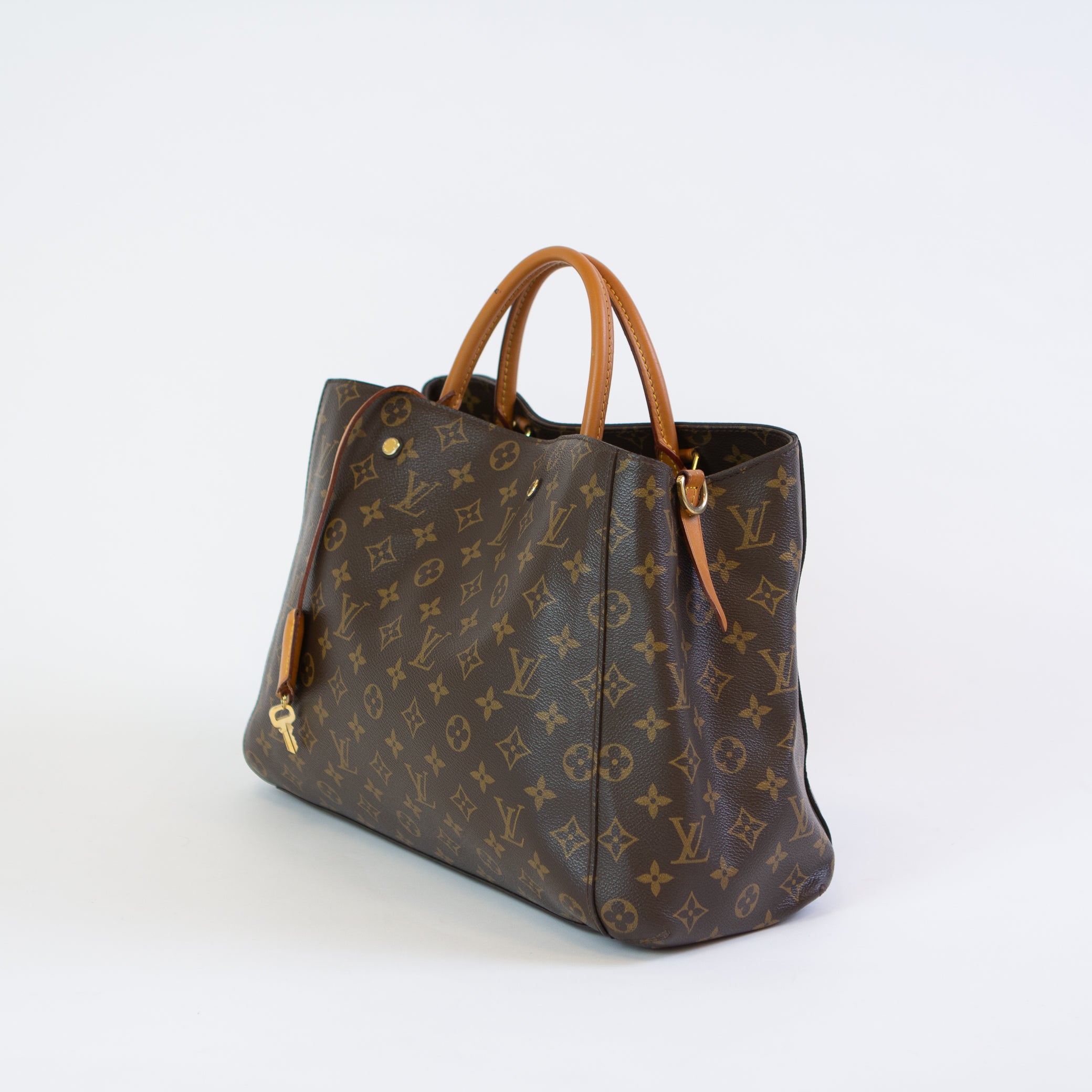 Sncvintage_bags_louis_vuitton_montaigne_gm_tr0155-02_675a30ba-b7ea-4cad-a8de-e18884bea111.jpg