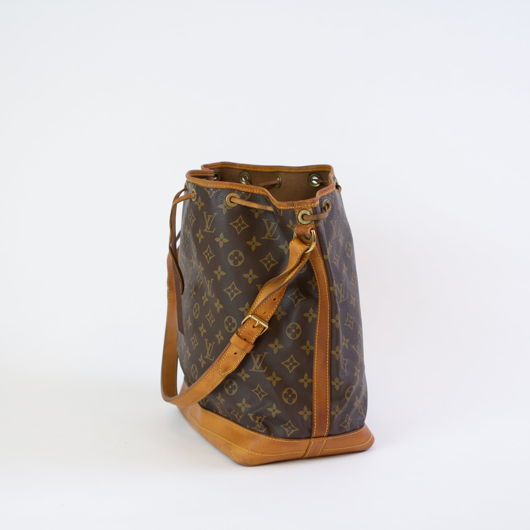 Sncvintage_bags_louis_vuitton_noe_ar0936-02_28f17a37-9ef4-41a6-bc47-106cba4683e1.jpg