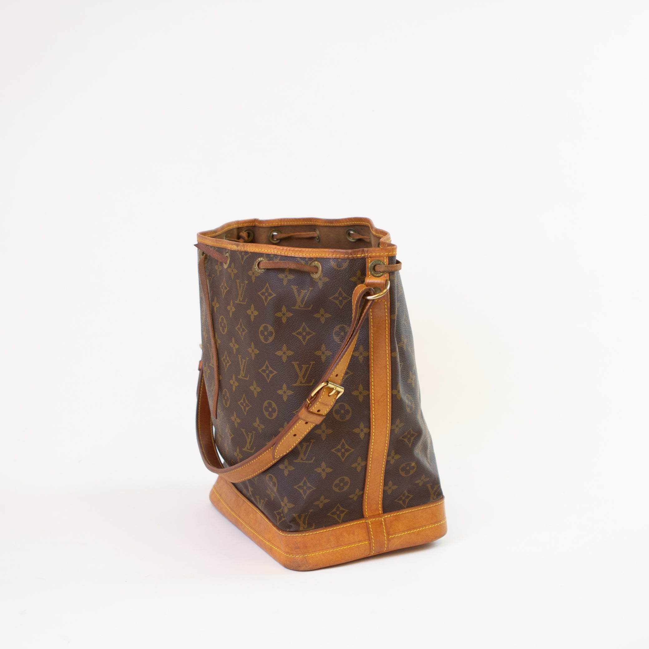 Sncvintage_bags_louis_vuitton_noe_ar0944-02.jpg