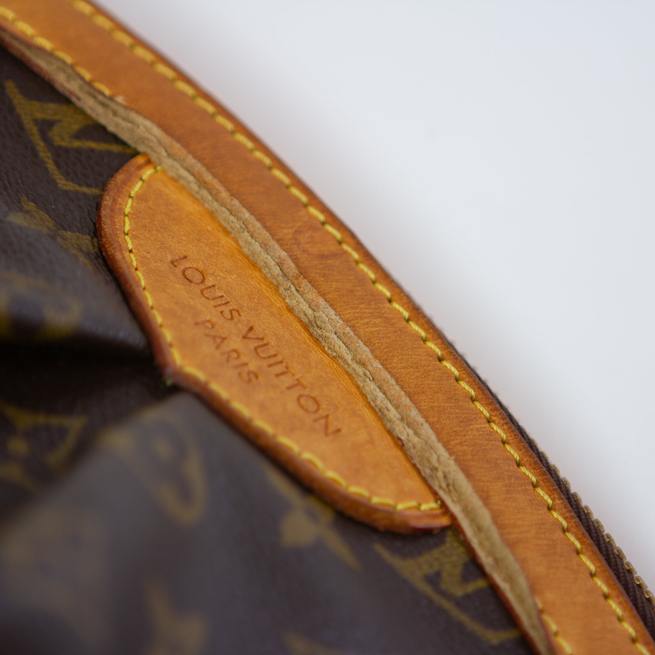 Louis Vuitton Tivoli Pm