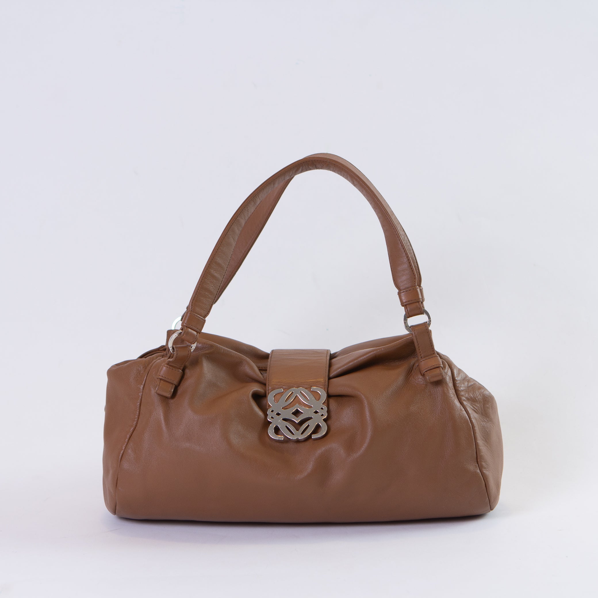 Sncvintage_bags_lowe_anagram_brown_leather-01_2afae1a7-d91d-48e0-ae68-b3a18063a040.jpg