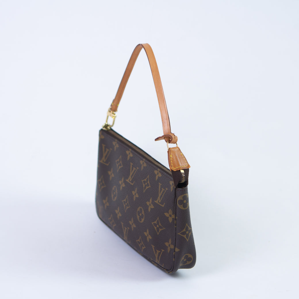 Sncvintage_bags_pochette_accessoires_ar0998-2_7383c44a-5d69-4101-bcc3-0511d86d76c0.jpg