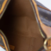 Louis Vuitton Thames GM