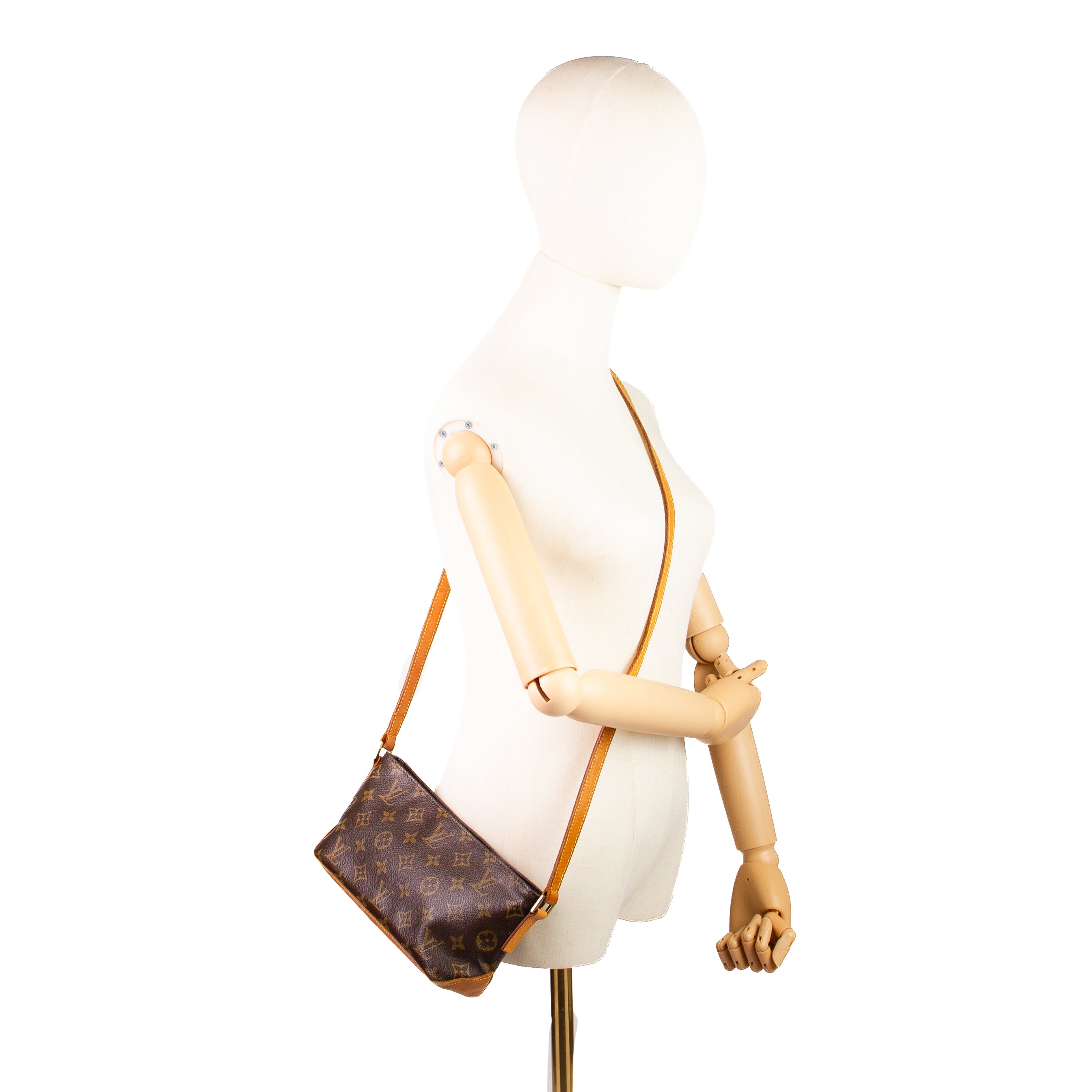 Louis Vuitton Trotteur Crossbody
